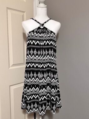 Pacific Beach Black and White Geometric Pattern Slip Dress